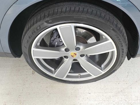 Used 2020 Porsche Cayenne AWD/4WD image 9