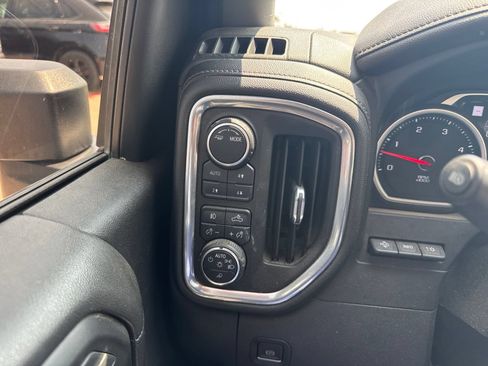 Used 2020 Chevrolet Silverado 2500 LTZ w/ LTZ Premium Package AWD/4WD image 10
