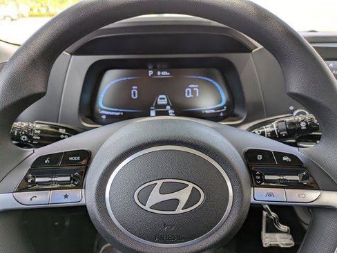 New 2026 Hyundai Elantra SE FWD image 22