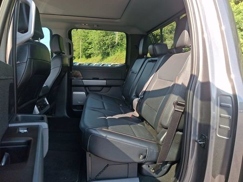 Used 2024 Ford F250 Lariat w/ FX4 Off-Road Package AWD/4WD image 10