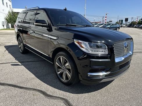Used 2019 Lincoln Navigator Reserve AWD/4WD image 11