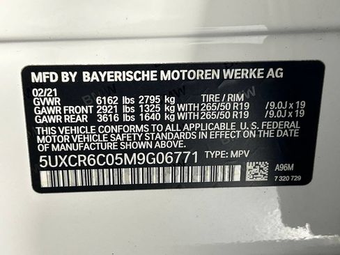 Used 2021 BMW X5 xDrive40i w/ Convenience Package AWD/4WD image 43