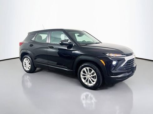 Used 2024 Chevrolet TrailBlazer LS image 25