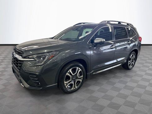 Used 2023 Subaru Ascent Touring AWD/4WD image 3
