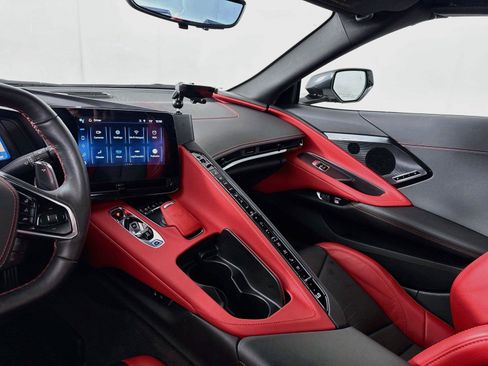 Used 2025 Chevrolet Corvette E-Ray AWD/4WD image 33