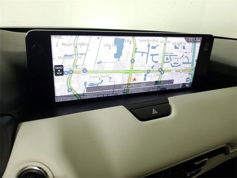 Used 2024 MAZDA CX-90 3.3 Turbo S w/ Premium Package image 28