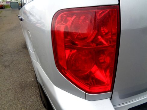 Used 2004 Honda Pilot EX image 12