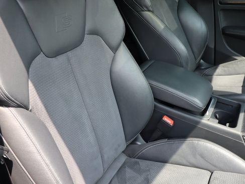 Used 2022 Audi SQ5 Premium Plus w/ Premium Plus Package AWD/4WD image 19