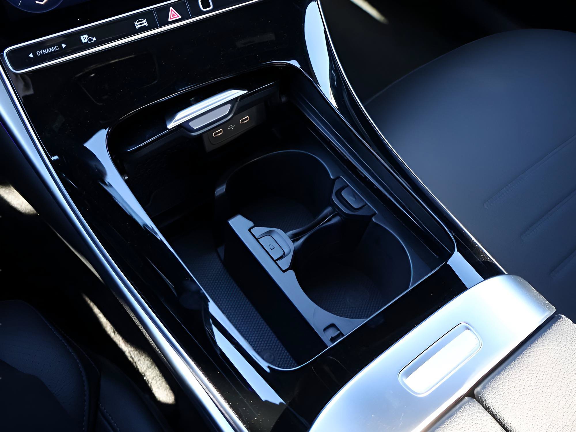 Certified 2026 Mercedes-Benz C 300 4MATIC Sedan image 28
