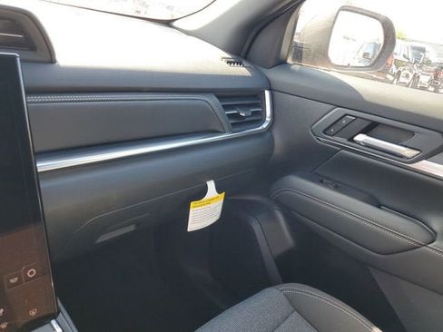 New 2026 GMC Terrain Elevation FWD image 25