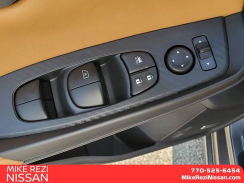 New 2025 Nissan Sentra SV w/ SV Premium Package image 12