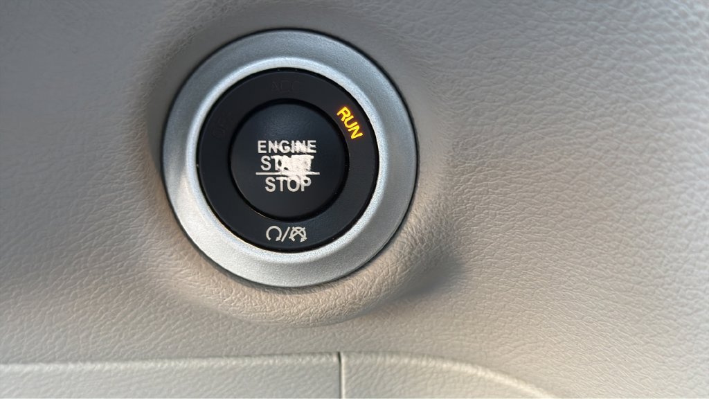 Used 2019 Chrysler Pacifica Touring-L w/ Advanced Safetytec Group FWD image 29
