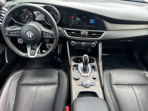 Used 2022 Alfa Romeo Giulia Ti RWD image 14