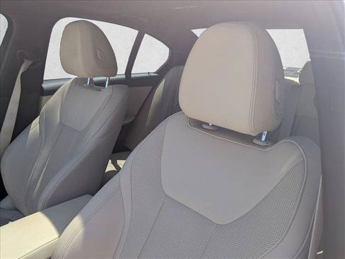 Used 2022 BMW 330i Sedan w/ Convenience Package RWD image 14