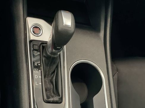 Used 2022 Nissan Altima 2.5 SV image 19