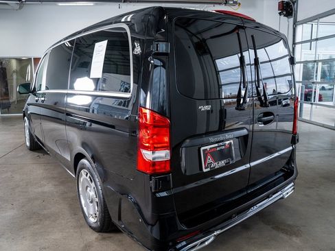 Used 2020 Mercedes-Benz Metris Passenger image 22