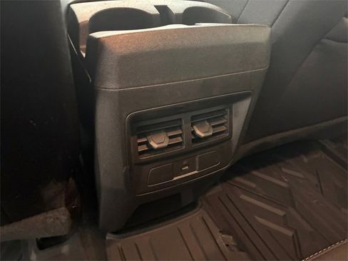 Used 2023 Chevrolet Colorado LT w/ LT Convenience Package II image 19