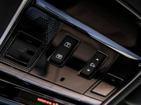 New 2026 Land Rover Range Rover Sport Dynamic SE AWD/4WD image 34