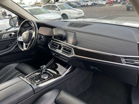Used 2019 BMW X7 xDrive40i w/ Premium Package AWD/4WD image 21