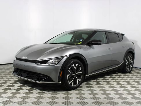 Used 2024 Kia EV6 Wind w/ Wind Technology Package RWD image 3