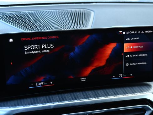 Certified 2024 BMW 330i 330i w/ M Sport Package image 33