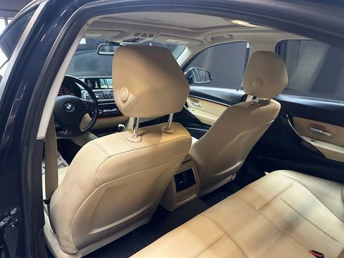 Used 2017 BMW 320i xDrive Sedan image 20