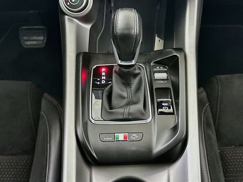 Used 2024 Alfa Romeo Tonale Veloce w/ Active Assist Package AWD/4WD image 14