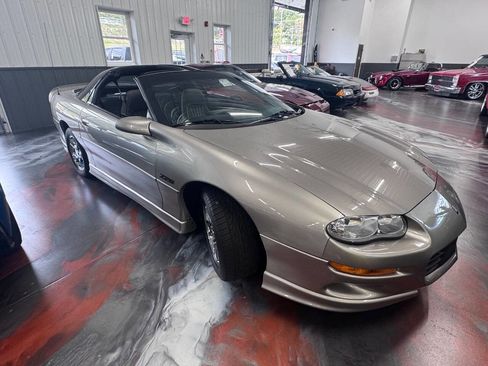 Used 2002 Chevrolet Camaro Z28 w/ Preferred Equipment Group 2 image 7