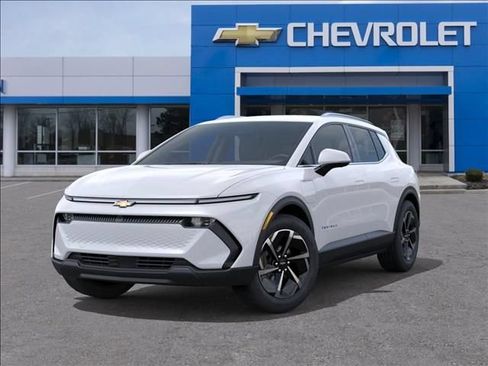 New 2026 Chevrolet Equinox EV LT FWD image 6