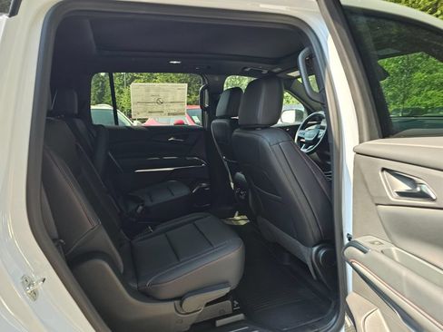 New 2026 Chevrolet Traverse Z71 w/ Enhanced Driving Package AWD/4WD image 15