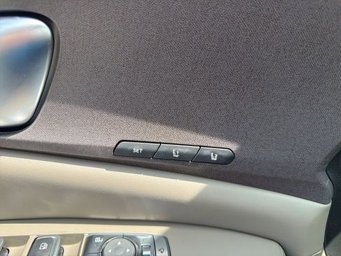 New 2026 Kia Carnival EX FWD image 17