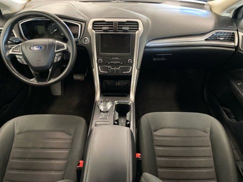 Certified 2020 Ford Fusion SE image 11