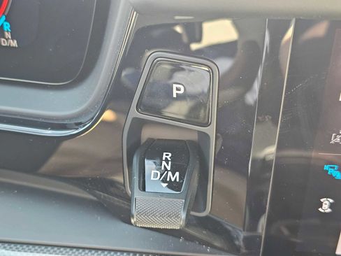 Used 2025 Porsche Cayenne S image 30