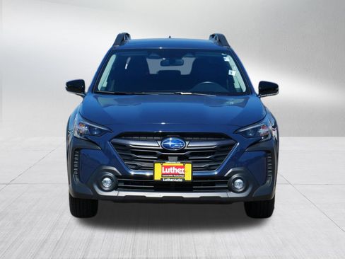 Used 2024 Subaru Outback Premium image 2