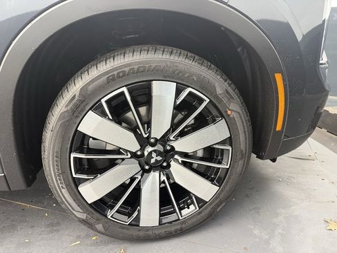 New 2025 Mitsubishi Outlander SEL image 9