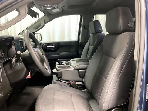 Used 2019 Chevrolet Silverado 1500 Custom w/ Custom Value Package image 10