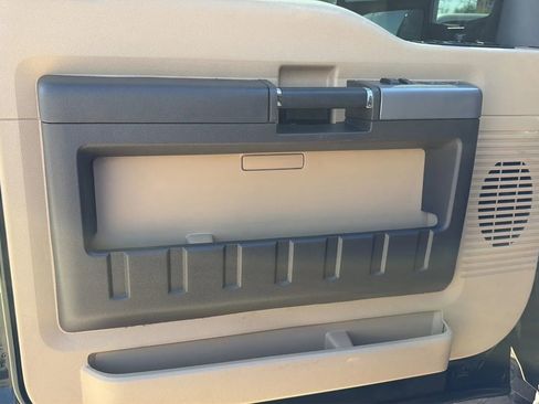 Used 2013 Ford F250 Lariat w/ Lariat Ultimate Pkg image 9