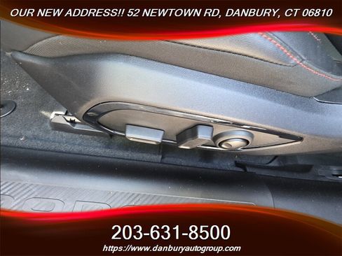 Used 2025 Dodge Charger Daytona R/T w/ Quick Order Package 25M R/T AWD/4WD image 8