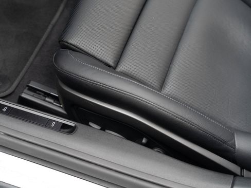 Certified 2022 Porsche 911 Carrera image 15