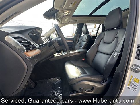 Used 2023 Volvo XC90 B6 Plus image 9