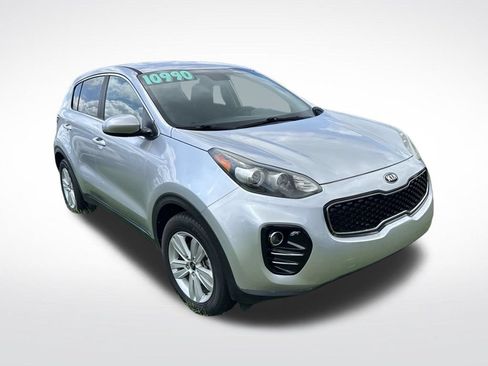 Used 2017 Kia Sportage LX AWD/4WD image 4