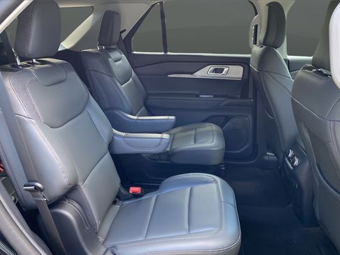 New 2026 Ford Explorer Active w/ Active Comfort Package AWD/4WD image 25