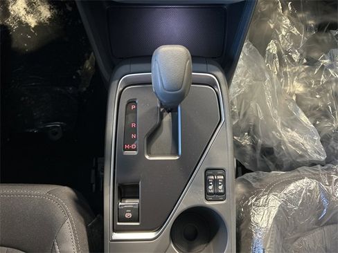 Used 2025 Subaru Crosstrek 2.0i Premium image 20