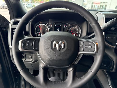 Used 2025 RAM 3500 Big Horn AWD/4WD image 17