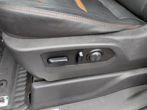 Used 2021 GMC Sierra 1500 AT4 w/ AT4 Premium Package AWD/4WD image 24