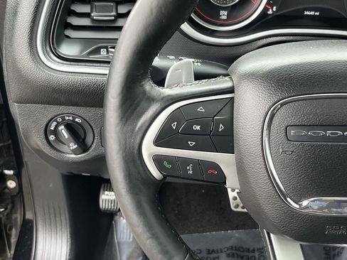 Used 2015 Dodge Challenger R/T Scat Pack w/ Scat Pack Appearance Package image 15