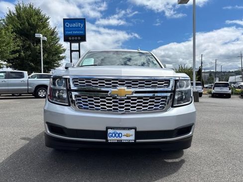 Used 2015 Chevrolet Suburban LT w/ Max Trailering Package AWD/4WD image 8