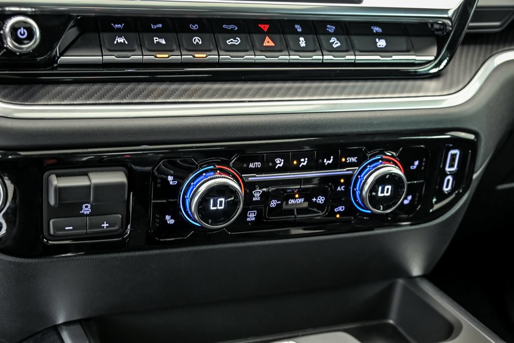 New 2026 GMC Sierra 1500 Elevation w/ Elevation Premium Package AWD/4WD image 18