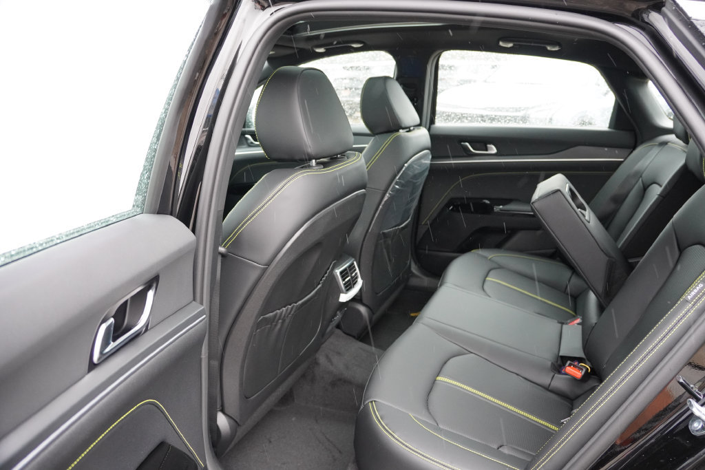 New 2027 Kia K5 GT FWD image 12