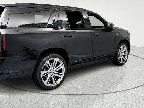 Certified 2025 Cadillac Escalade Sport Platinum w/ LPO, Floor Liner Package AWD/4WD image 5